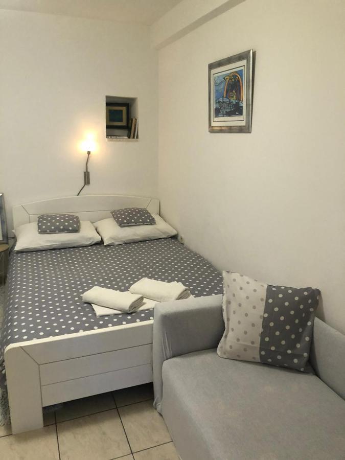 Old Town Apartment Nina 1 สปลิท ภายนอก รูปภาพ