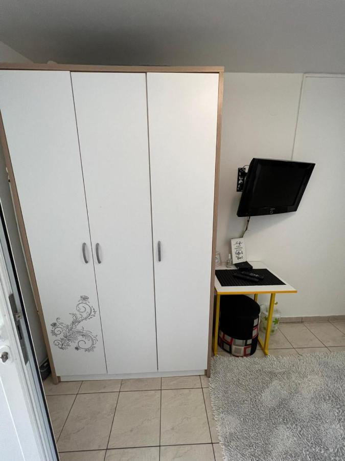 Old Town Apartment Nina 1 สปลิท ภายนอก รูปภาพ